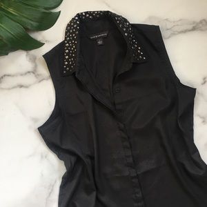 Black Sleeveless Stud Collar Top